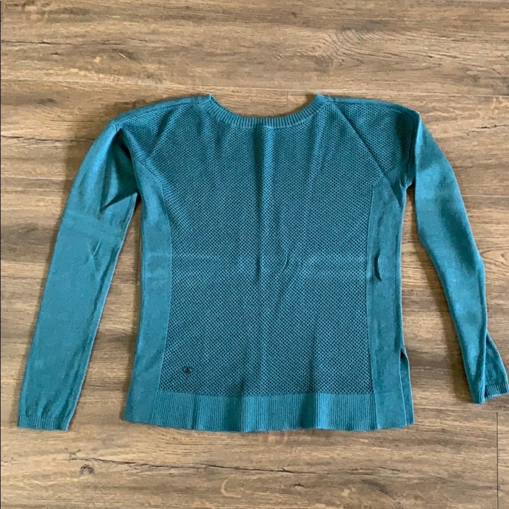 Lululemon - Picture 2 of 3